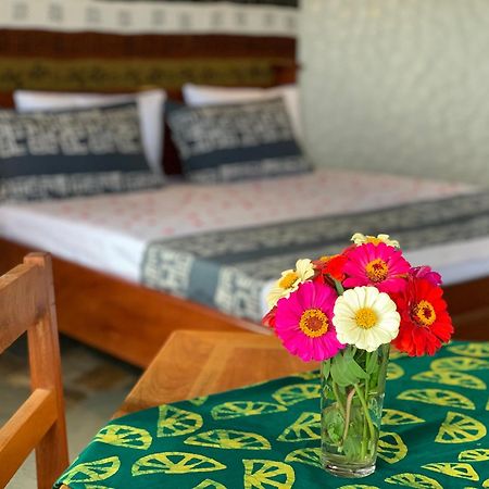 Lemon Beach Resort Elmina Eksteriør billede