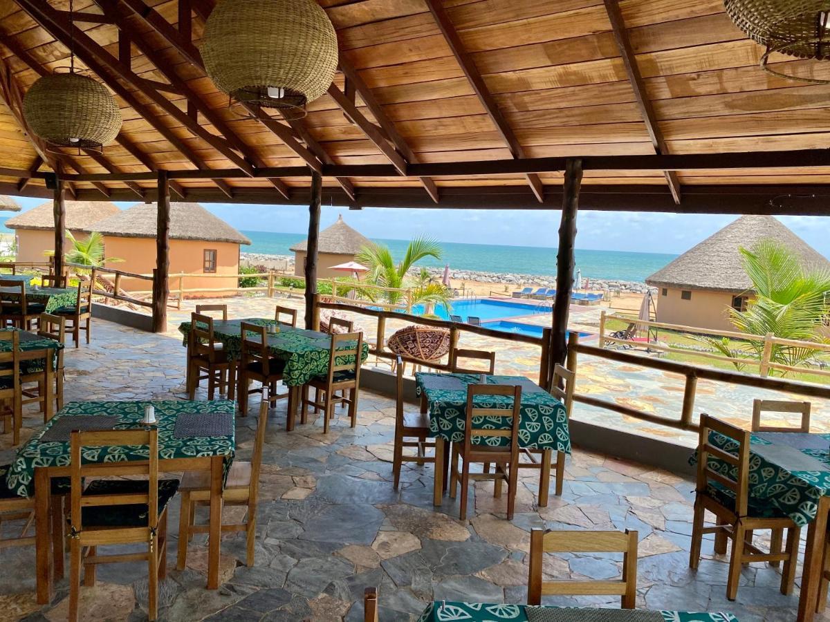 Lemon Beach Resort Elmina Eksteriør billede