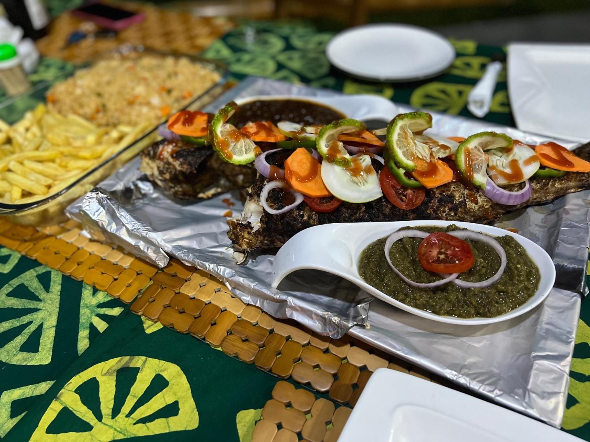 Lemon Beach Resort Elmina Eksteriør billede