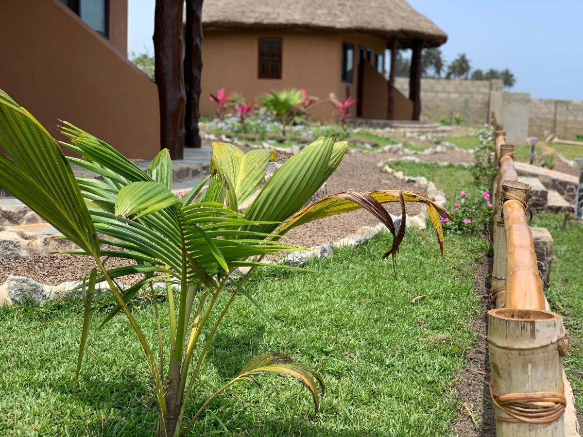 Lemon Beach Resort Elmina Eksteriør billede